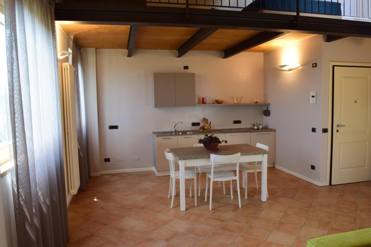 Borghetto Country Apartments Saludecio エクステリア 写真