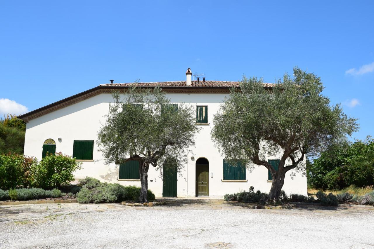 Borghetto Country Apartments Saludecio エクステリア 写真