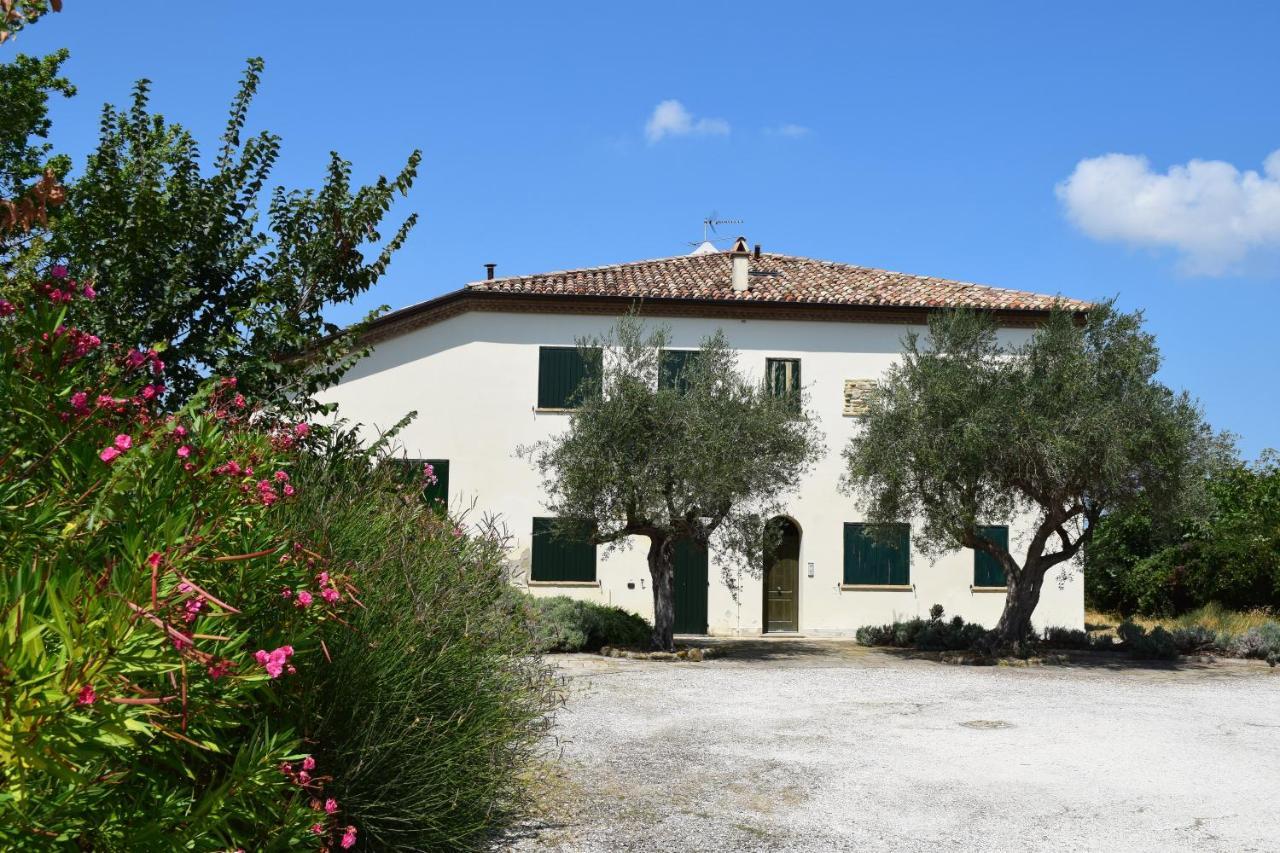 Borghetto Country Apartments Saludecio エクステリア 写真